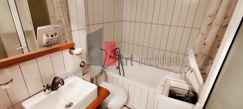 Cismigiu, Kogalniceanu, garsoniera de inchiriat.